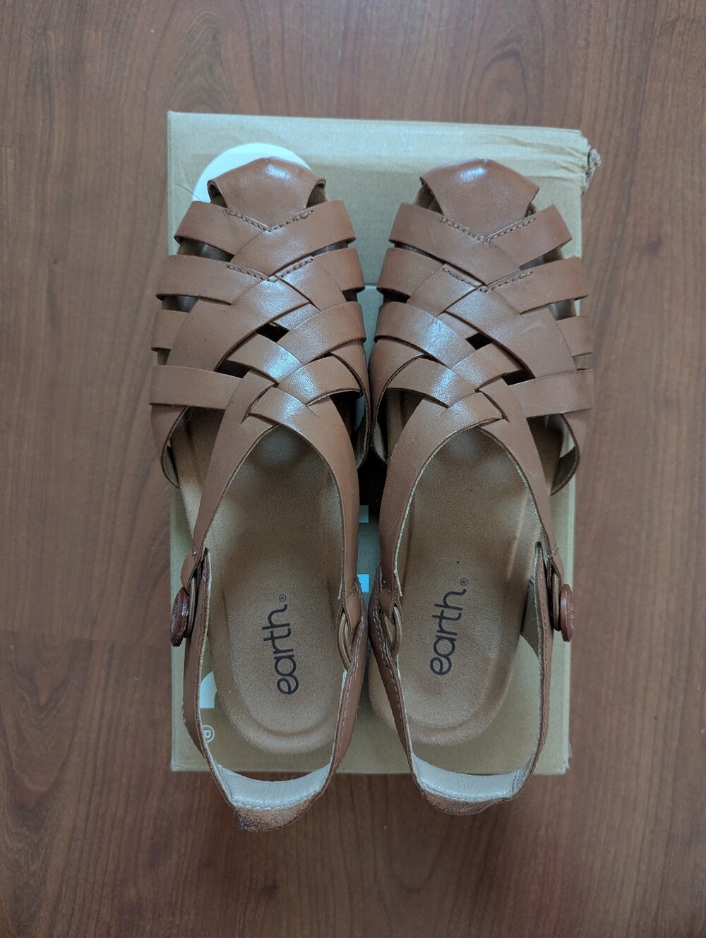 NWOT Earth Origins Women's Berri Strappy Fisherman Sandals Light Brown US 8